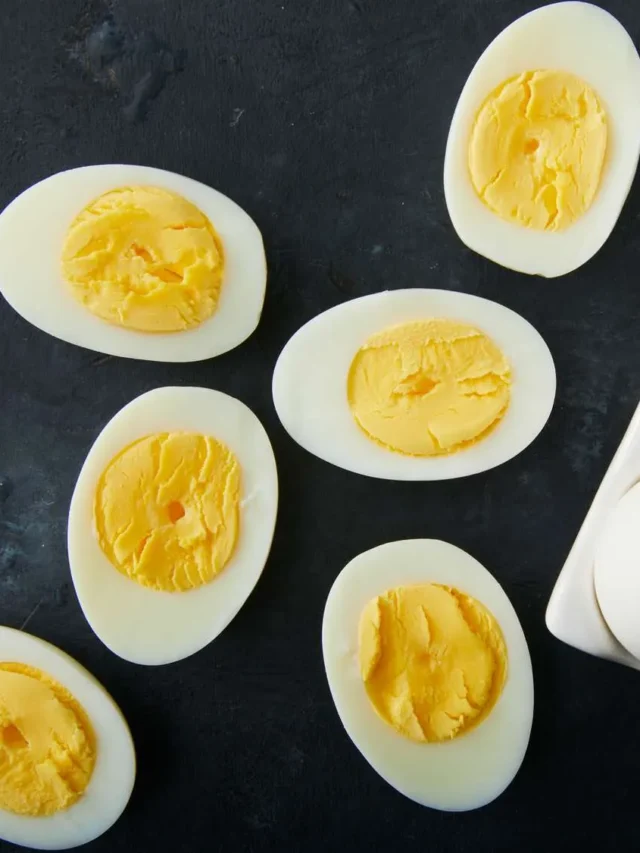 HOW TO BOIL EGGS