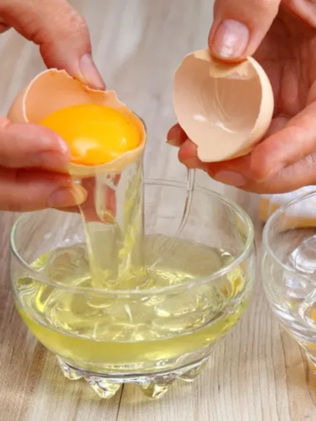 HOW TO SEPARATE EGG WHITES