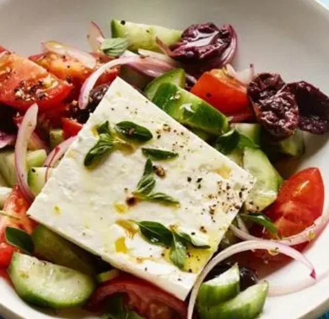 After work, here are 7 quick, wholesome, and nutritious Mediterranean diet snack ideas for working mothers