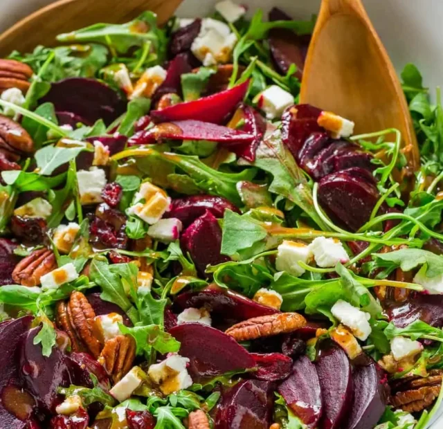 Beet Salad with Arugula and Balsamic Vinaigrette