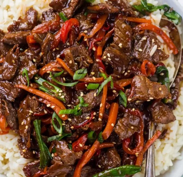 Mongolian Beef (Easy, 30-Minute Recipe)