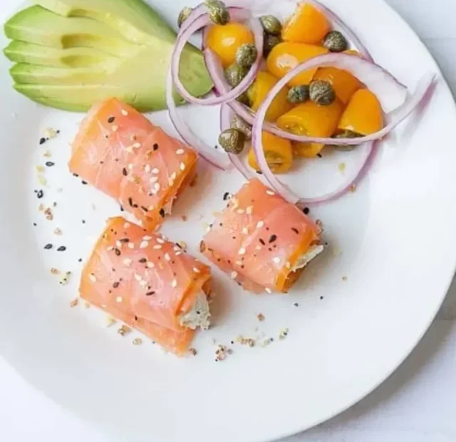 Following the office, here are 5 quick and healthful Mediterranean diet snack ideas for busy people