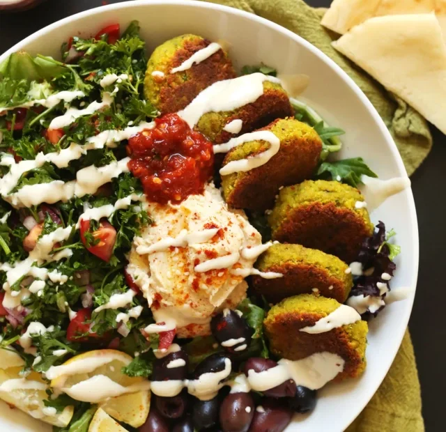 Vegan Mediterranean Dinners: 6 Delicious Options