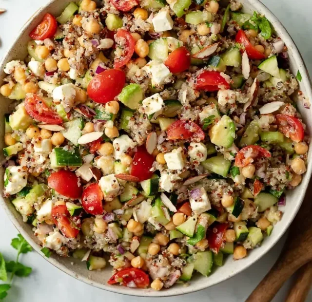 5 Easy Mediterranean-Style Snacks Packed with Vitamin B12 for the Busiest People After Work