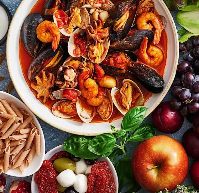 4 Easy and Healthful Mediterranean Diet Snack Ideas for People on the Go