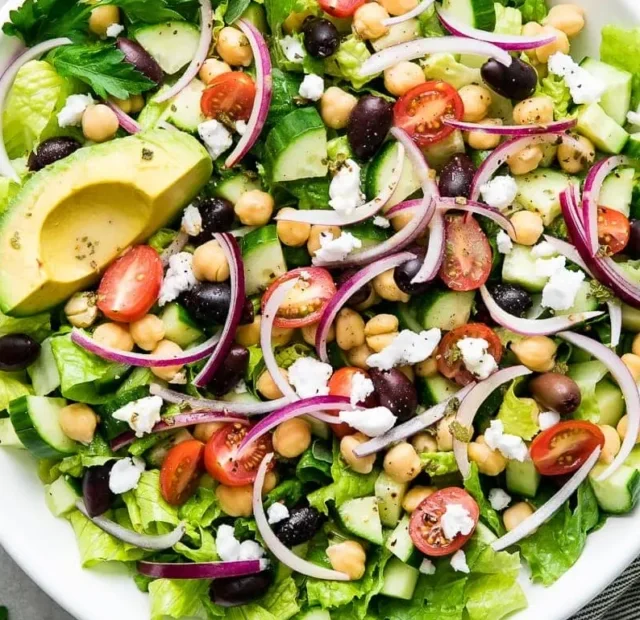 7 Easy, Nutritious, and Healthful Mediterranean Diet Snack Ideas for Busy Professionals After Work